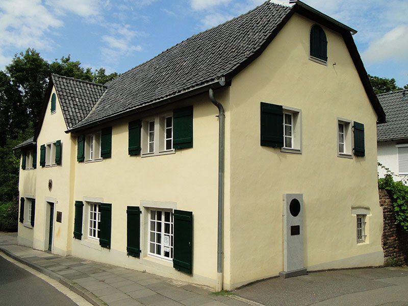 buergermeister_stroof_haus_800_600